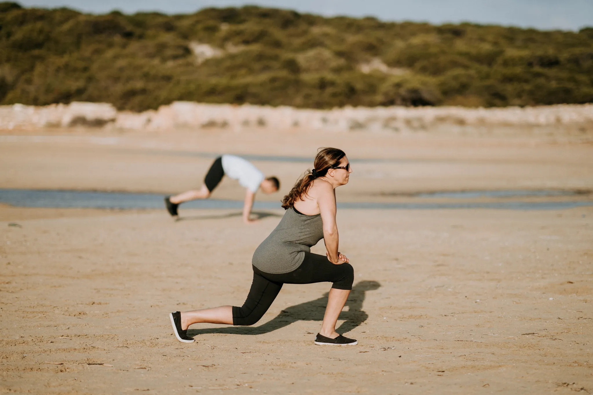 How To Do Lateral Lunge: The Beginner's Guide